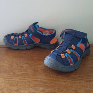 Summer SKECHERS sandals for boys NEW size 2 velcro fastener